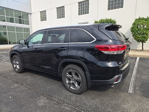 Used 2018 Toyota Highlander Limited Platinum AWD/4WD image 7