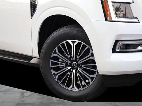 New 2026 Nissan Armada Platinum AWD/4WD image 3