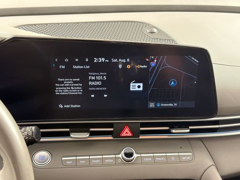Used 2025 Hyundai Elantra SEL FWD image 21