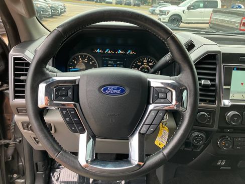 Used 2018 Ford F150 XLT w/ Equipment Group 302A Luxury AWD/4WD image 10