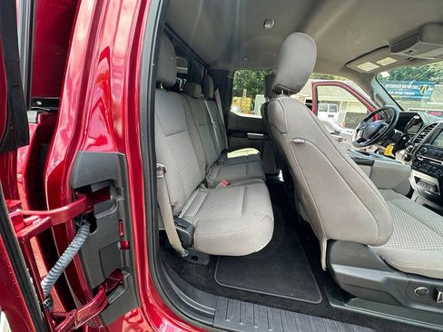 Used 2018 Ford F150 XLT w/ Equipment Group 302A Luxury AWD/4WD image 29