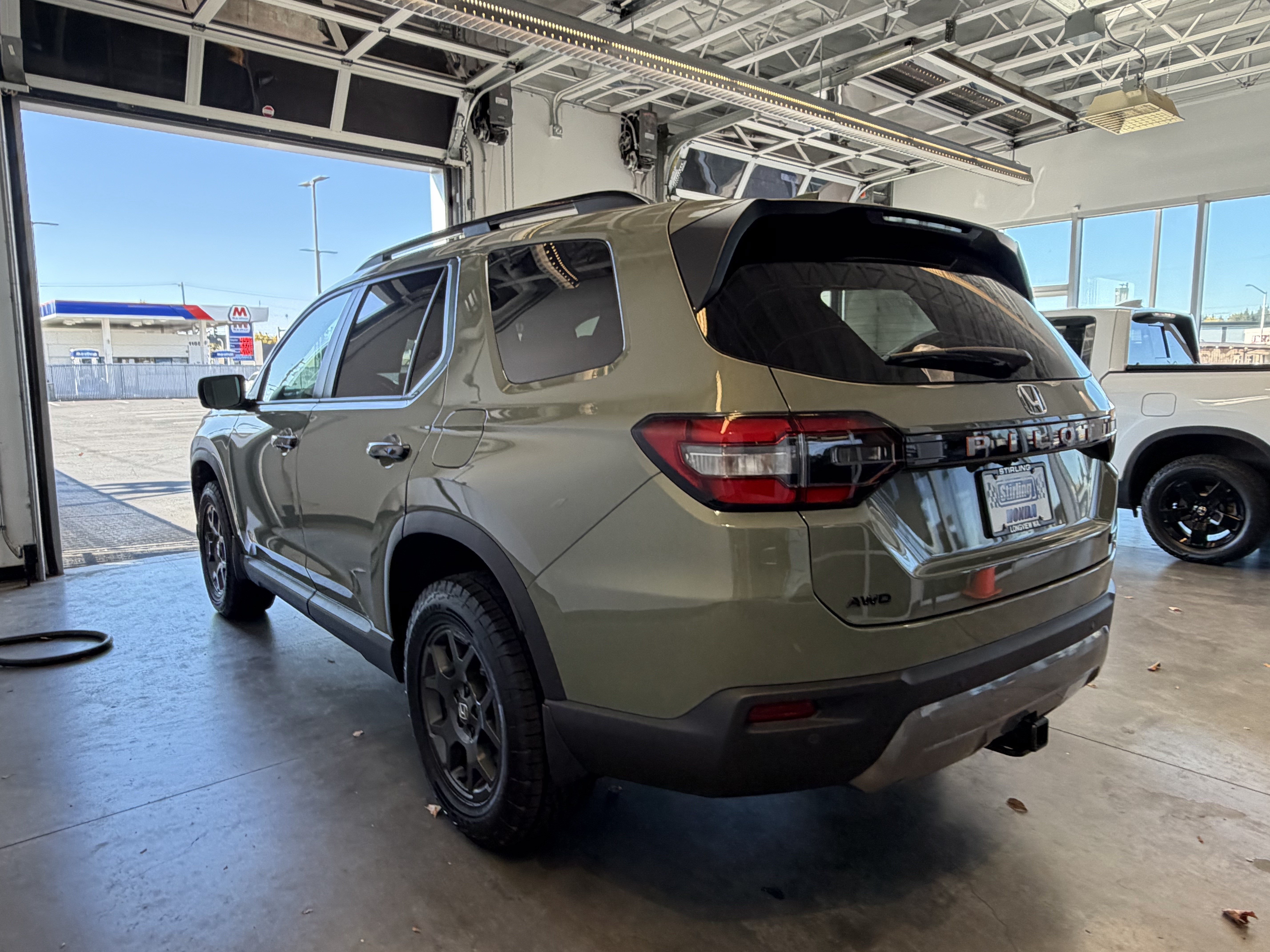 New 2026 Honda Pilot TrailSport image 5