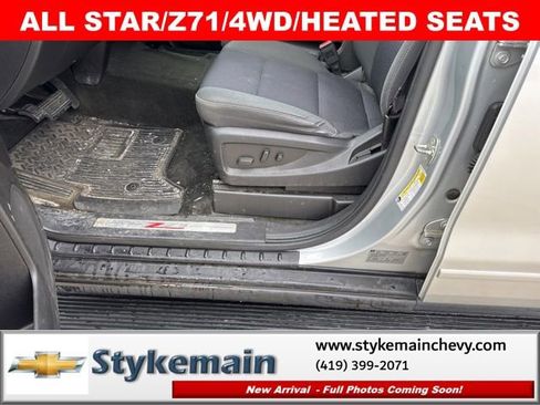 Used 2017 Chevrolet Silverado 1500 LT w/ All Star Edition image 4