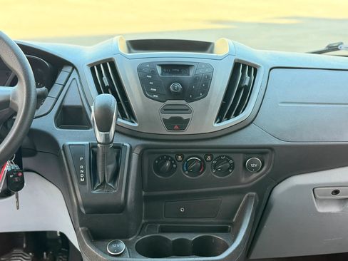 Used 2019 Ford Transit 150 XL RWD image 25