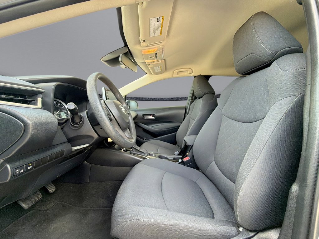 Used 2020 Toyota Corolla LE FWD image 30