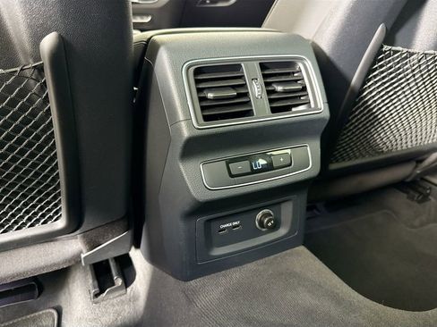 Used 2019 Audi Q5 2.0T Premium Plus w/ Premium Plus Package image 16