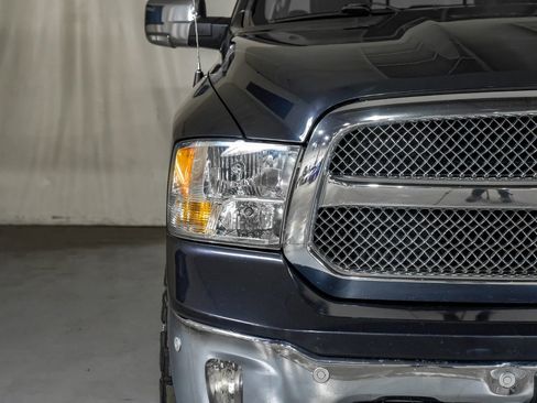 Used 2018 RAM 1500 Lone Star image 37