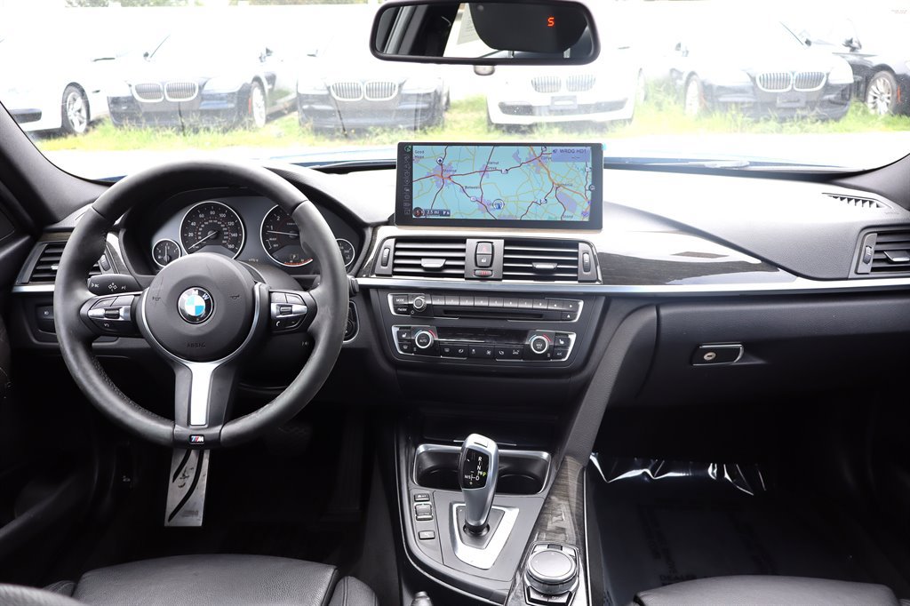 Used 2015 BMW 328i xDrive Sedan AWD/4WD image 12