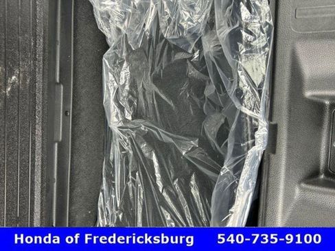 Certified 2025 Honda Pilot Touring image 37