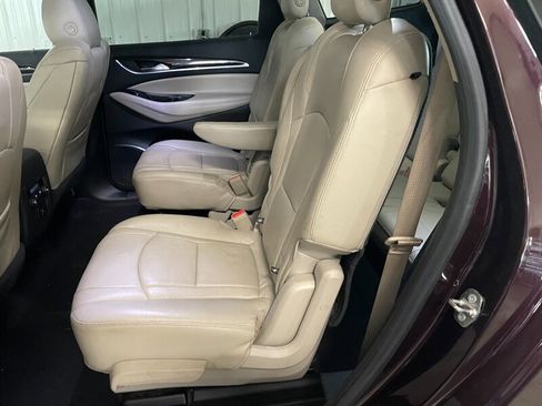 Used 2018 Buick Enclave Essence AWD/4WD image 15