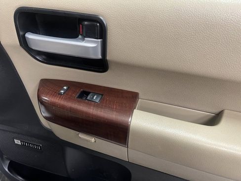 Used 2012 Toyota Sequoia Platinum image 60