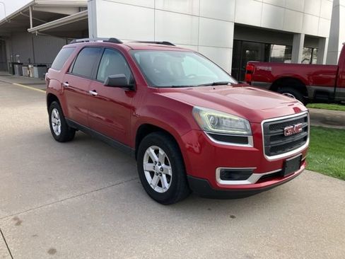 Used 2014 GMC Acadia SLE image 3