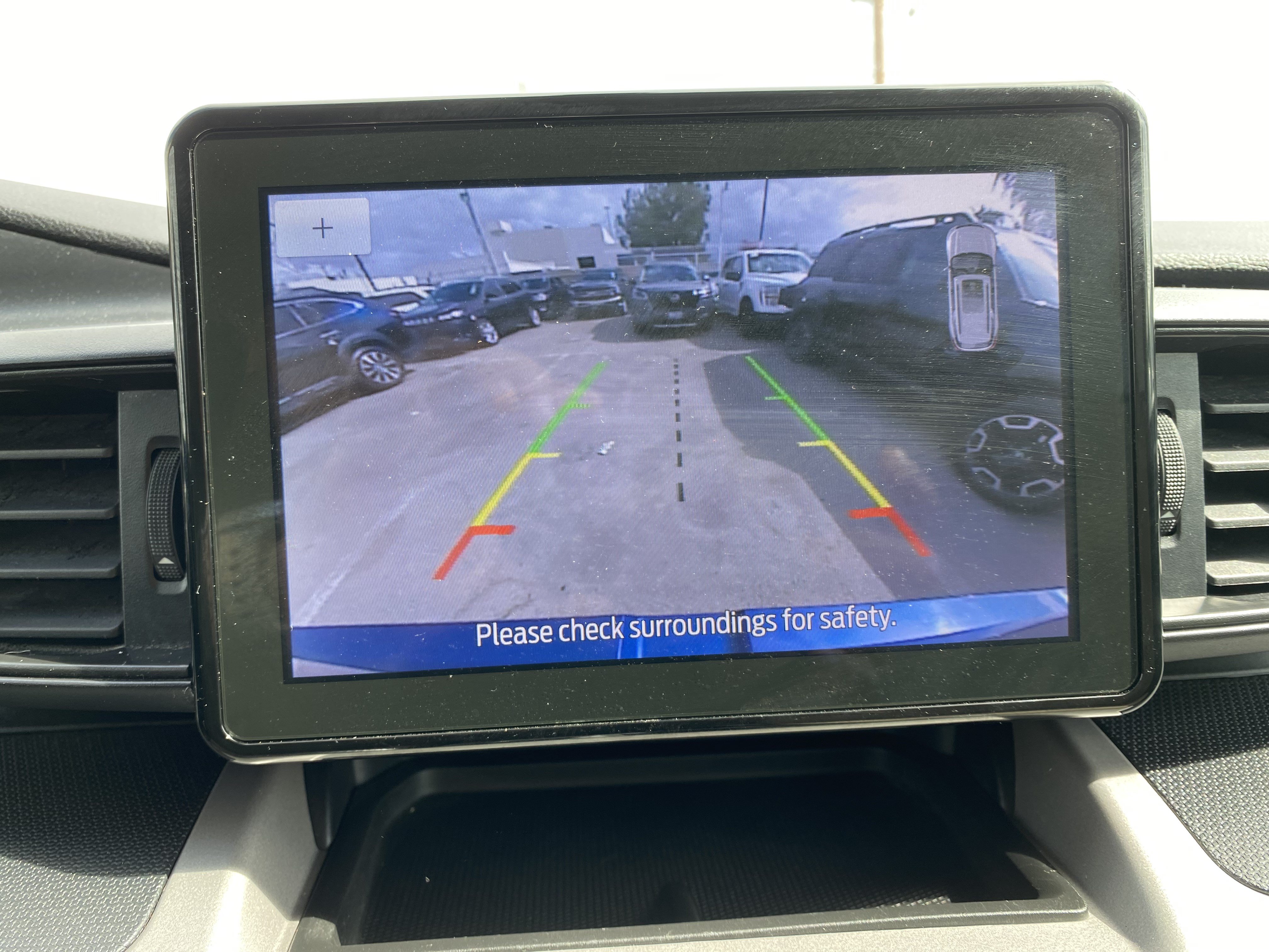 Used 2023 Ford Explorer 2WD image 27