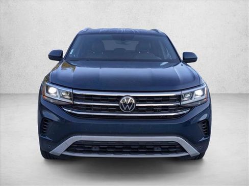 Used 2020 Volkswagen Atlas Cross Sport SE w/ Towing Package image 2