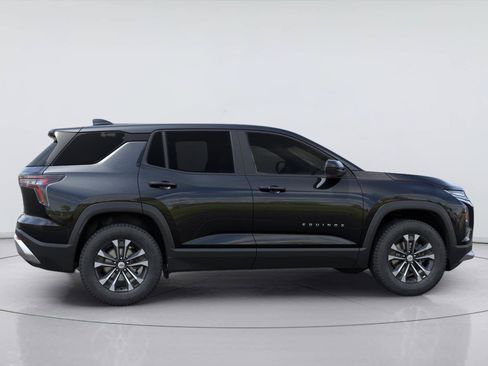New 2027 Chevrolet Equinox LT FWD image 5