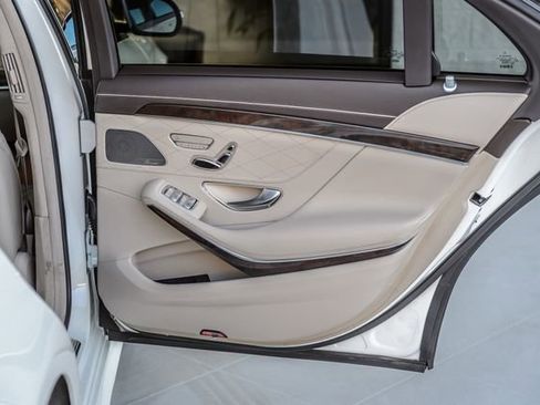 Used 2018 Mercedes-Benz S 560 Sedan image 51