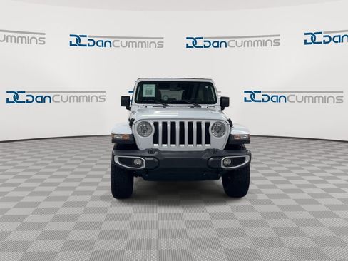Used 2022 Jeep Wrangler Unlimited Sahara w/ Cold Weather Group image 3