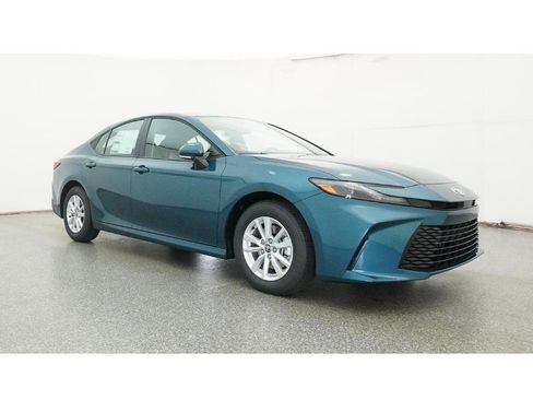 New 2026 Toyota Camry LE image 29