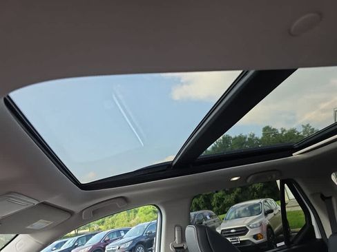 Certified 2025 Honda Pilot Elite image 27