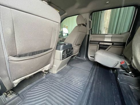Used 2022 Ford F250 XLT w/ XLT Premium Package image 21
