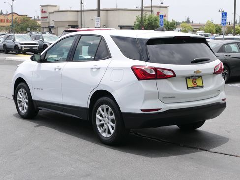 Used 2019 Chevrolet Equinox LS AWD/4WD image 6
