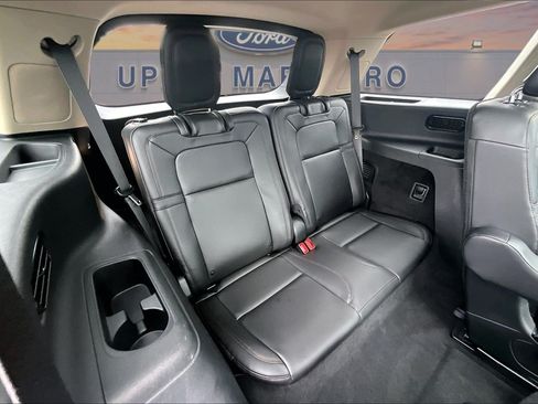 Used 2023 Lincoln Aviator Grand Touring w/ Equipment Group 301A AWD/4WD image 28