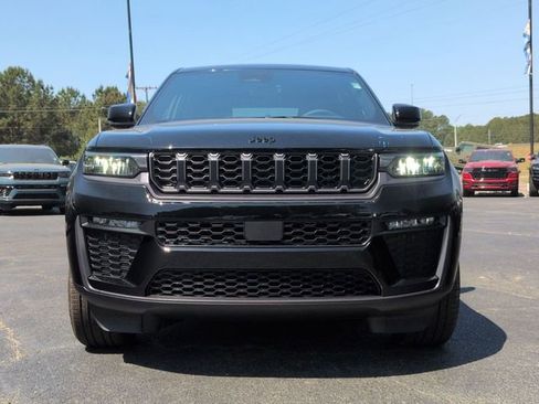 New 2026 Jeep Grand Cherokee Limited AWD/4WD image 7