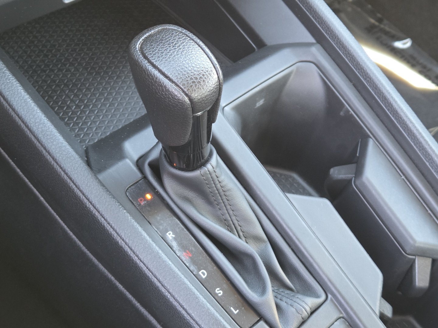 Used 2024 Honda Accord EX image 30