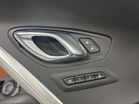 Used 2021 Chevrolet Camaro SS image 24