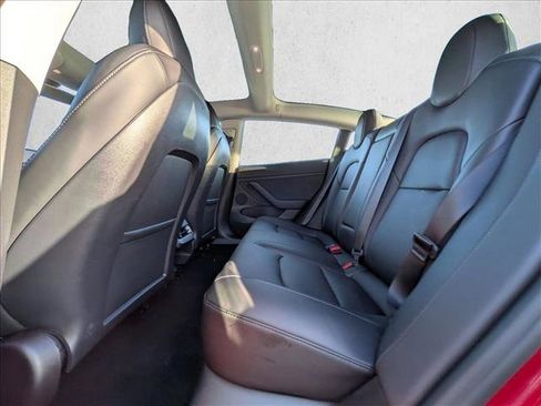 Used 2022 Tesla Model 3 image 17