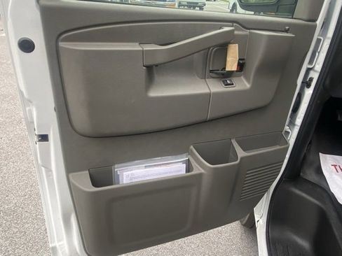 New 2025 Chevrolet Express 3500 w/ Power Convenience Package image 15