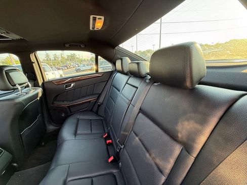 Used 2012 Mercedes-Benz E 350 4MATIC Sedan image 25