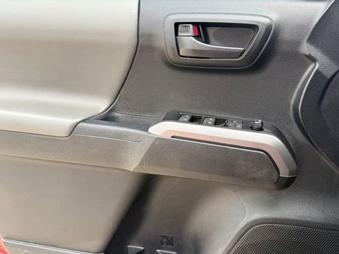 Used 2023 Toyota Tacoma SR5 w/ Technology Package image 22