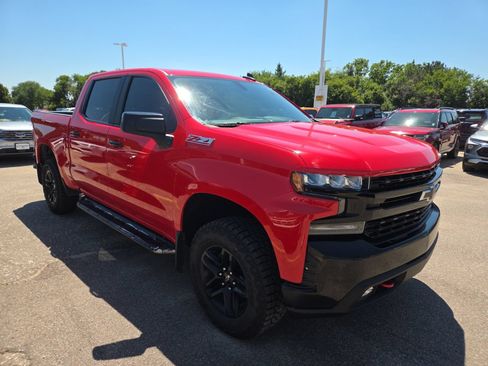 Used 2019 Chevrolet Silverado 1500 LT Trail Boss AWD/4WD image 7