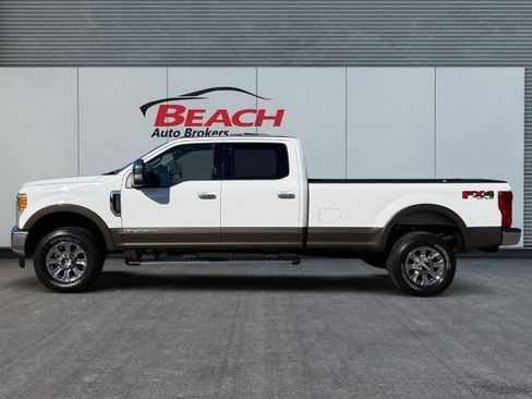 Used 2017 Ford F350 Lariat w/ Lariat Ultimate Package image 7