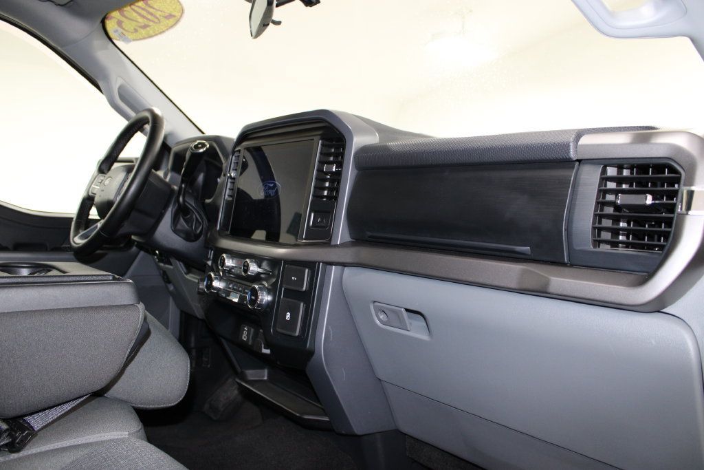Used 2025 Ford F150 XLT w/ Equipment Group 301A Standard AWD/4WD image 28