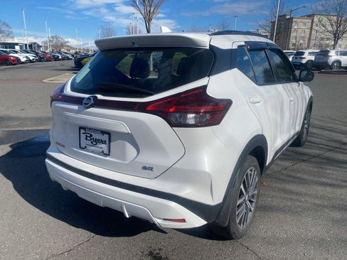 Used 2021 Nissan Kicks SR image 7