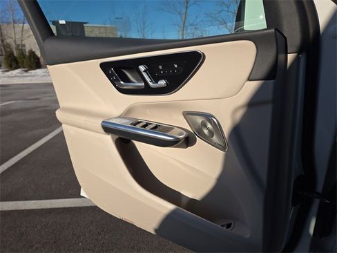 New 2026 Mercedes-Benz GLC 300 4MATIC image 21