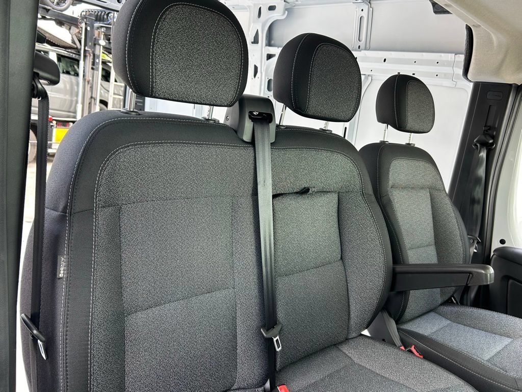 New 2024 RAM ProMaster 2500 w/ Upfitter's Prep Package FWD image 26
