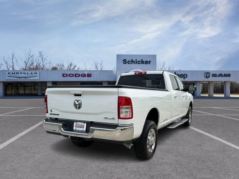 Used 2022 RAM 2500 Big Horn AWD/4WD image 3