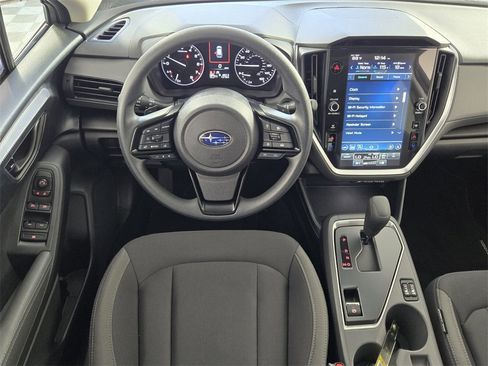 Used 2025 Subaru Crosstrek 2.0i Premium image 10