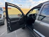 Used 2002 Jeep Grand Cherokee Laredo image 4