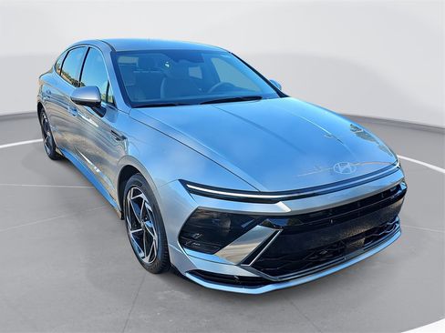 New 2026 Hyundai Sonata SEL image 3