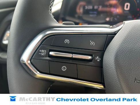 New 2026 Chevrolet Traverse LT w/ Driver Confidence Package FWD image 9