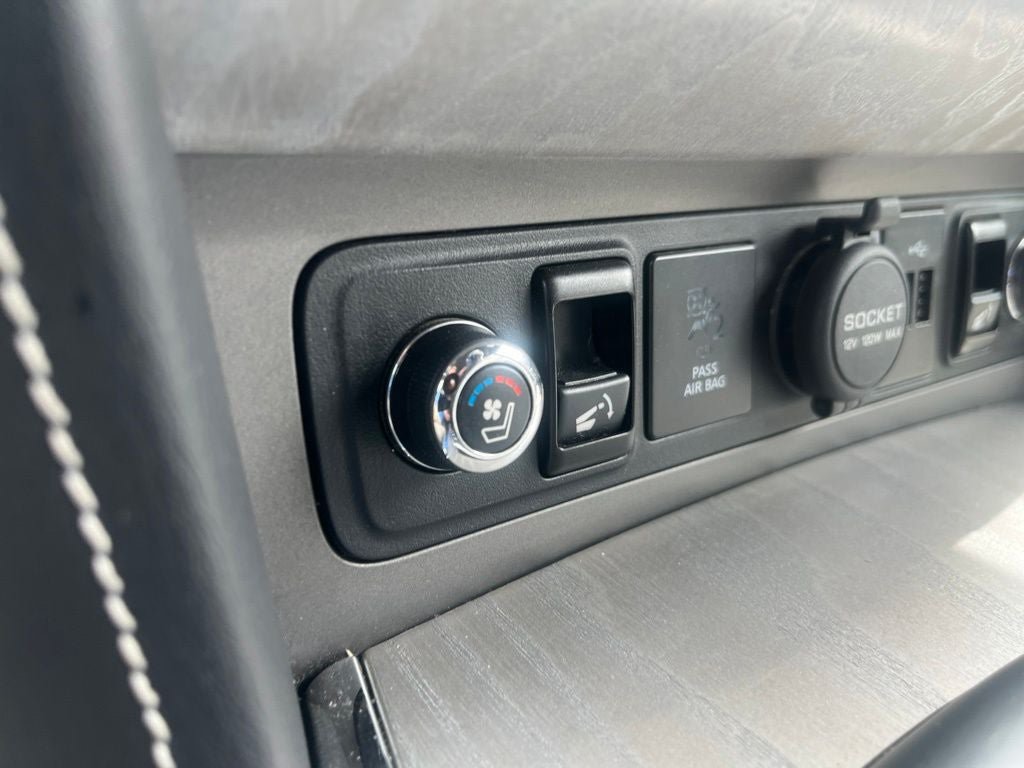 Used 2019 INFINITI QX80 Limited AWD/4WD image 41