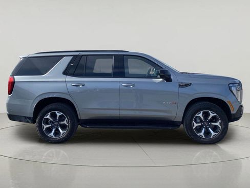 Used 2026 GMC Yukon AT4 AWD/4WD image 2