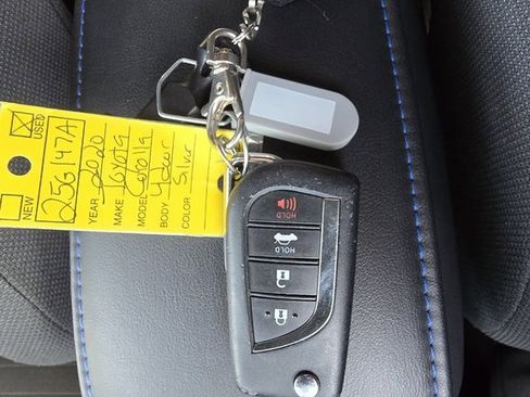 Used 2020 Toyota Corolla SE image 23