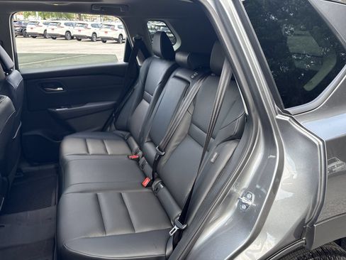 Used 2026 Nissan Rogue Dark Armor FWD image 17