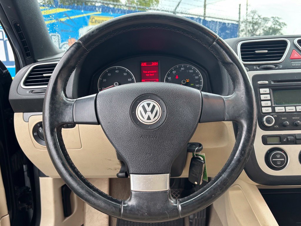 Used 2009 Volkswagen Eos Komfort FWD image 18