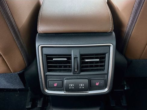 Used 2020 Subaru Forester Touring AWD/4WD image 27